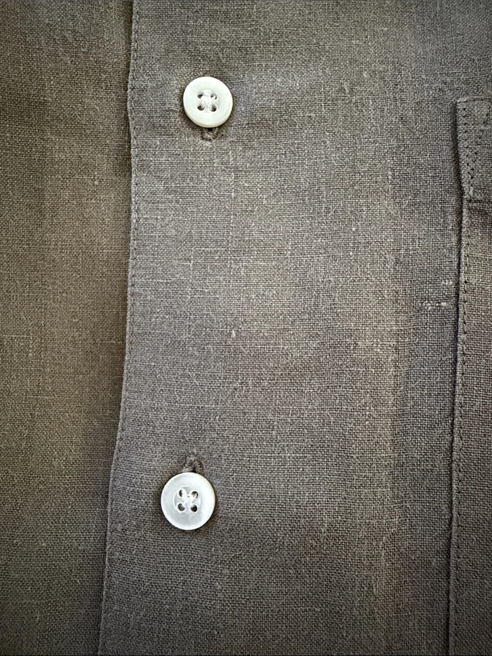 BANANA REPUBLIC Irish Linen Shirt Sleeve Button Up Shirt. Large. Light Olive.
